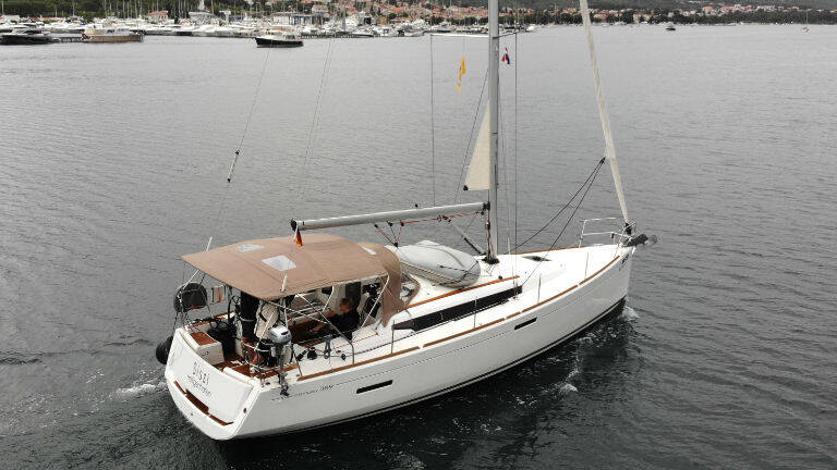 Sun Odyssey 389