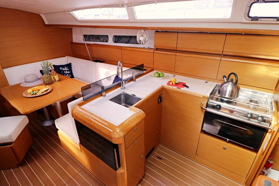 Sun Odyssey 409 Performance