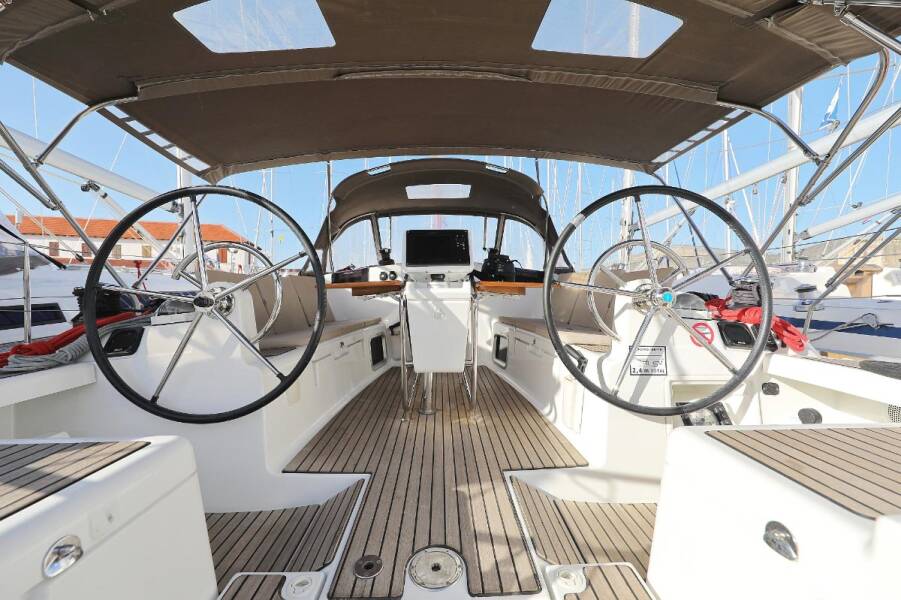 Sun Odyssey 409