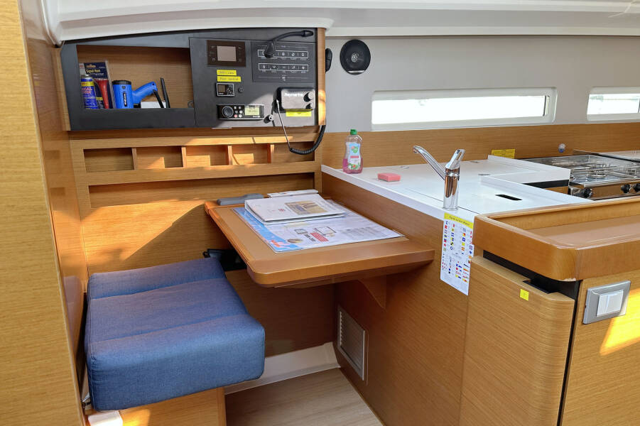 Sun Odyssey 410