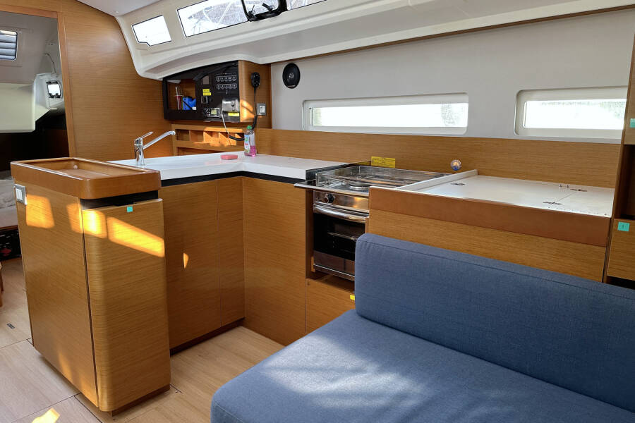 Sun Odyssey 410