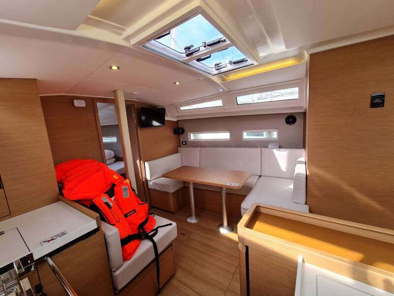 Sun Odyssey 410