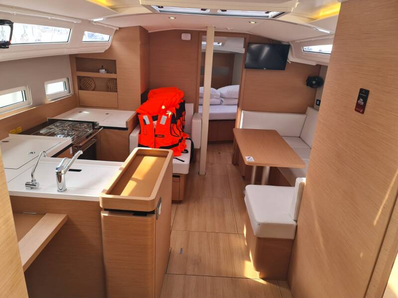 Sun Odyssey 410