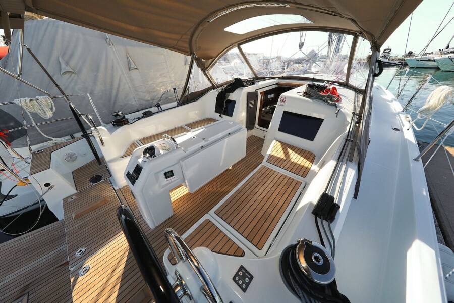 Sun Odyssey 410