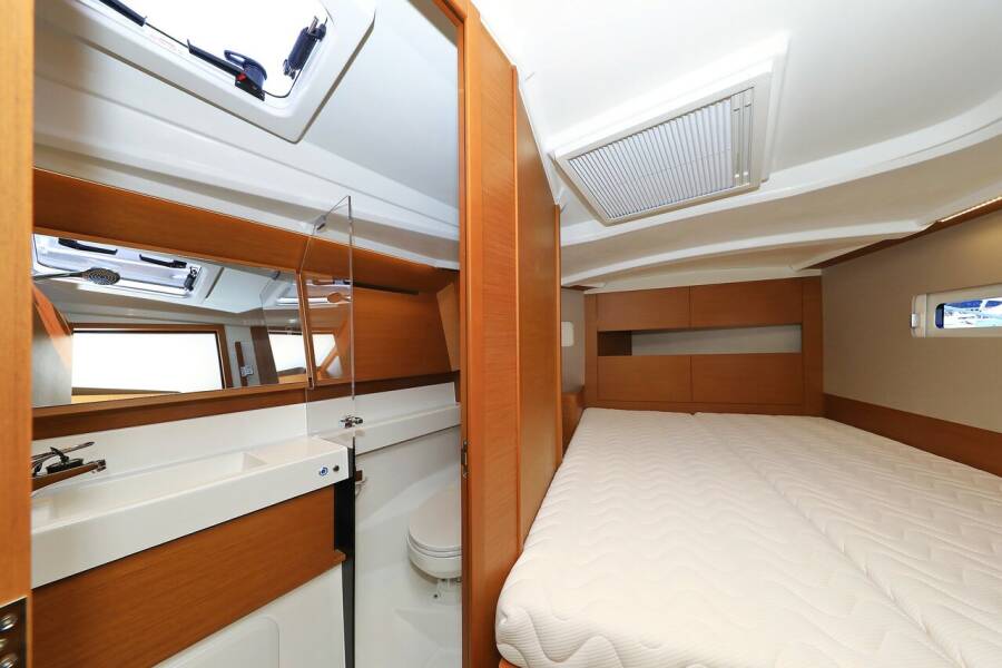 Sun Odyssey 410