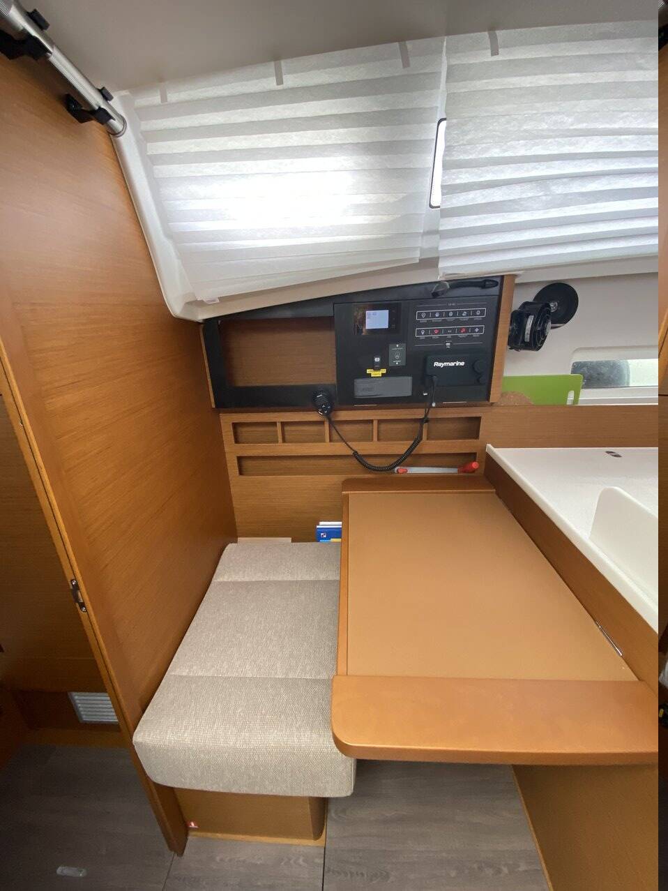 Sun Odyssey 410