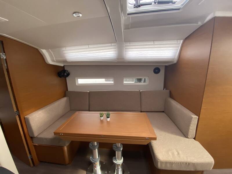 Sun Odyssey 410