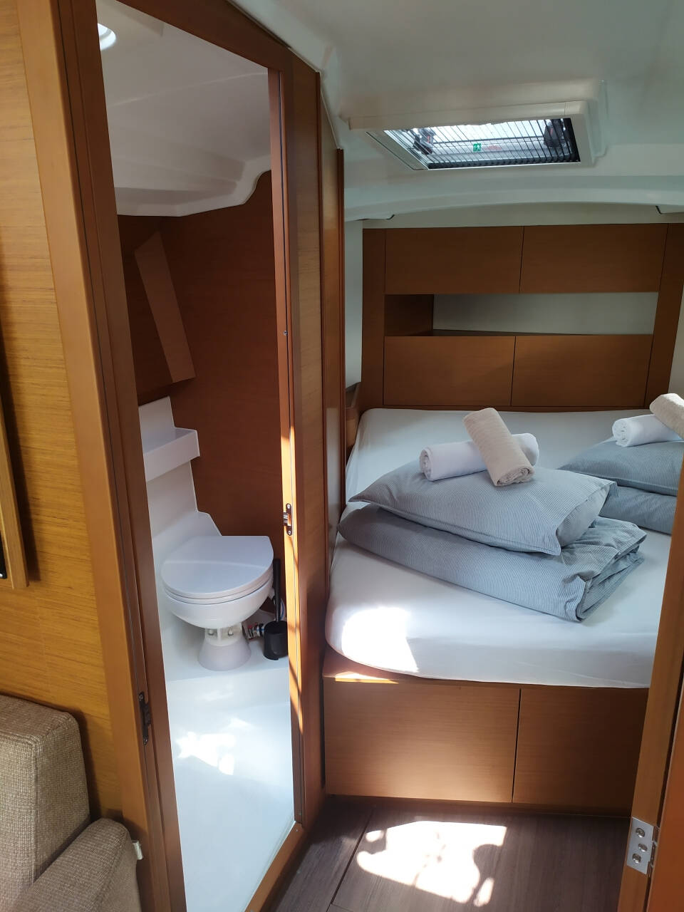 Sun Odyssey 410