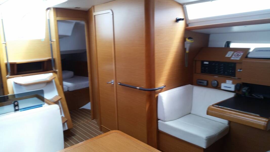 Sun Odyssey 439