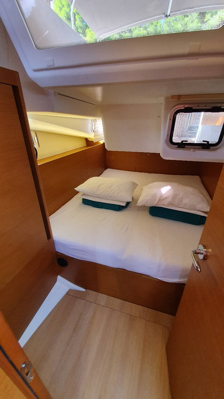 Sun Odyssey 440