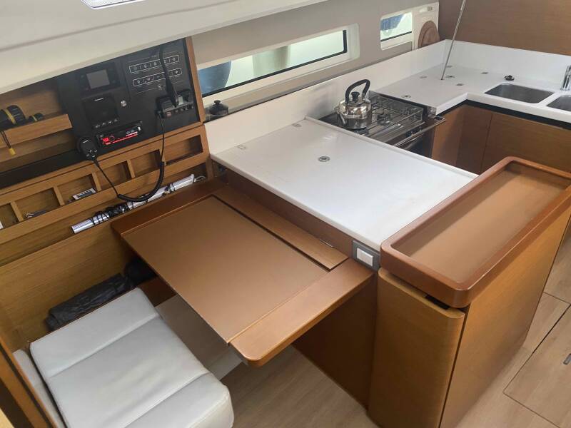 Sun Odyssey 440