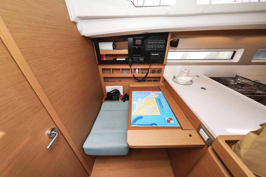 Sun Odyssey 440