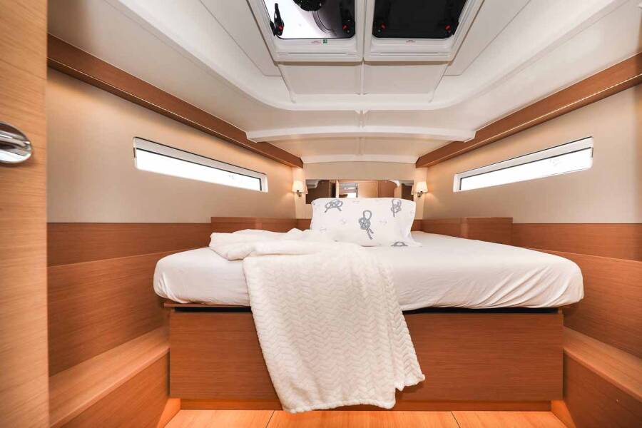 Sun Odyssey 440