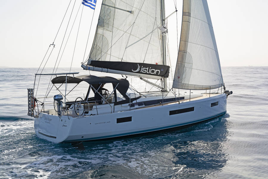 Sun Odyssey 440