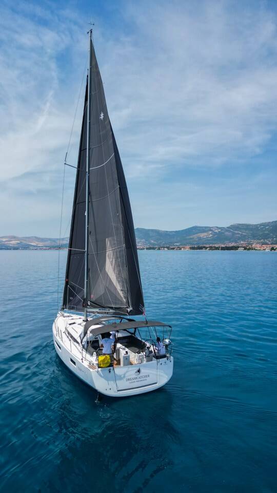 Sun Odyssey 440