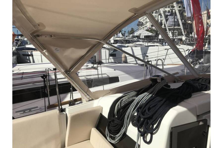 Sun Odyssey 440