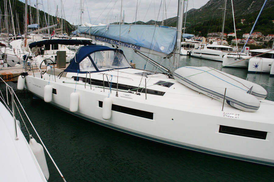 Sun Odyssey 440