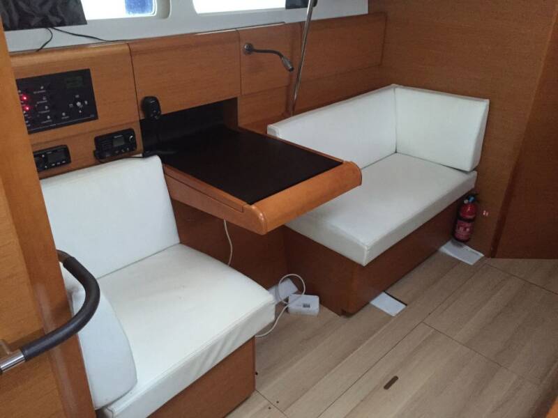 Sun Odyssey 449