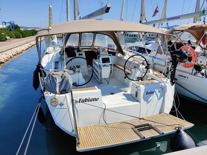 Sun Odyssey 449