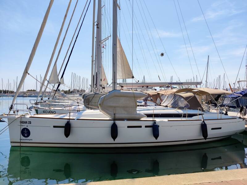 Sun Odyssey 449