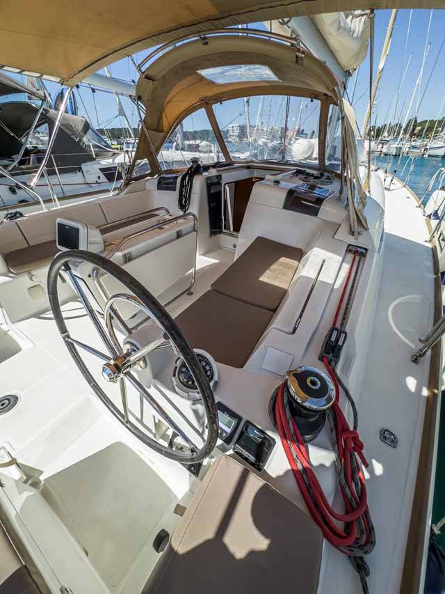 Sun Odyssey 449