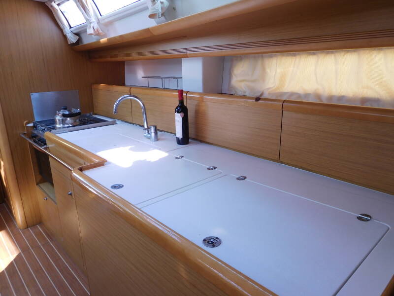 Sun Odyssey 44i