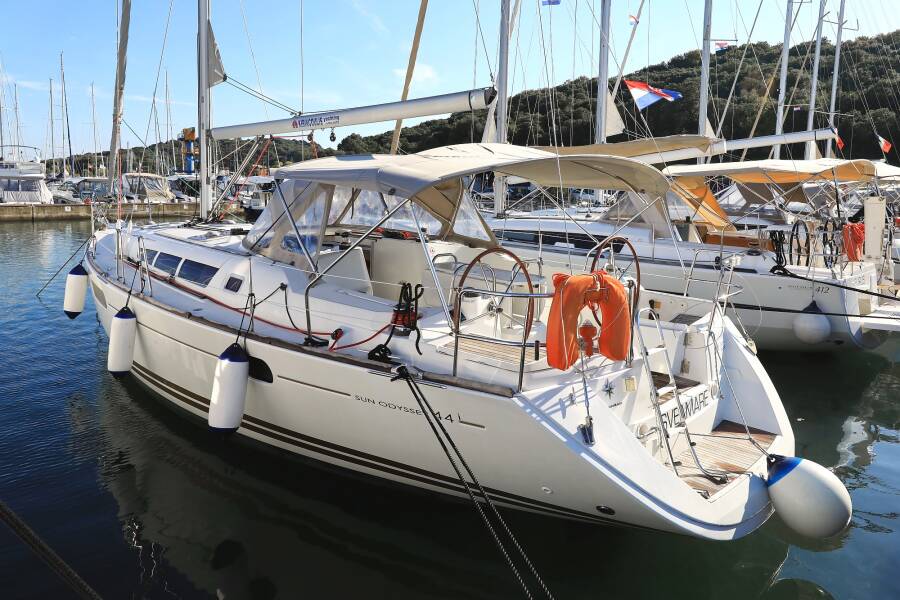 Sun Odyssey 44i