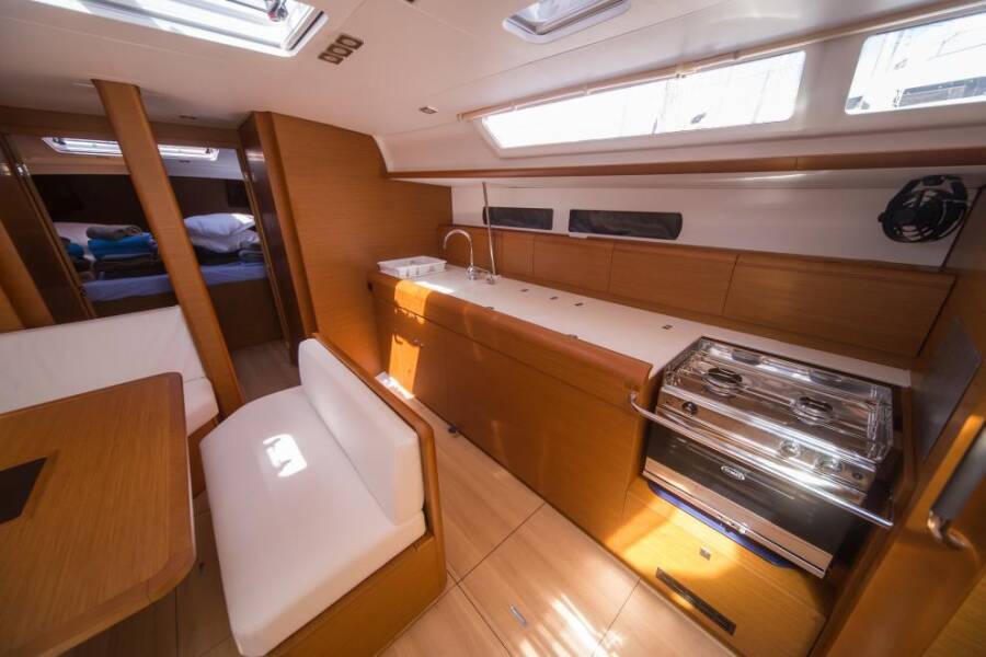 Sun Odyssey 479