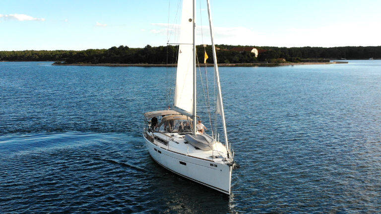 Sun Odyssey 479