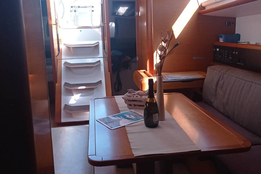 Sun Odyssey 479