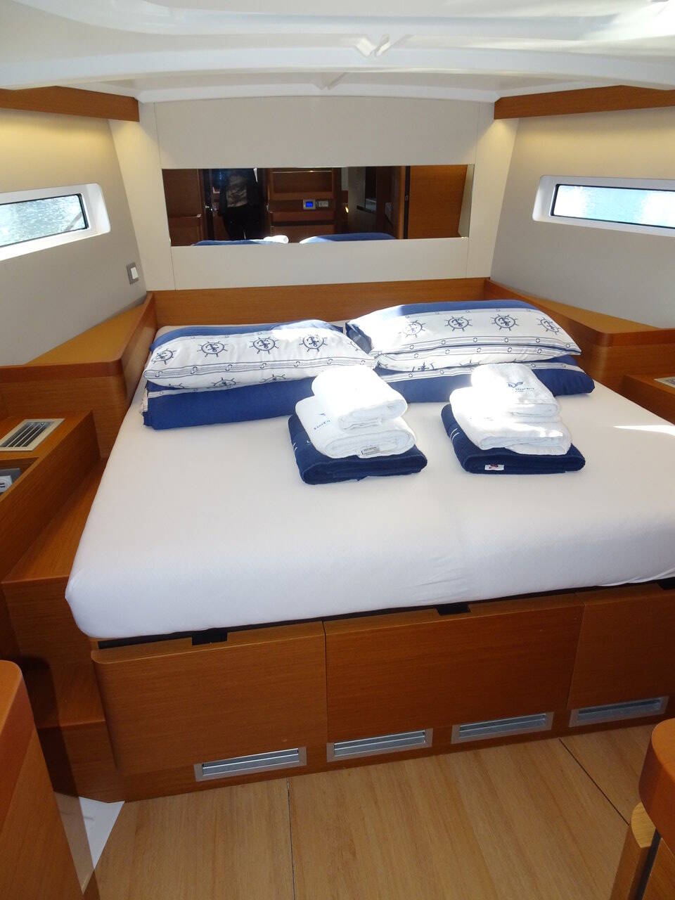 Sun Odyssey 490