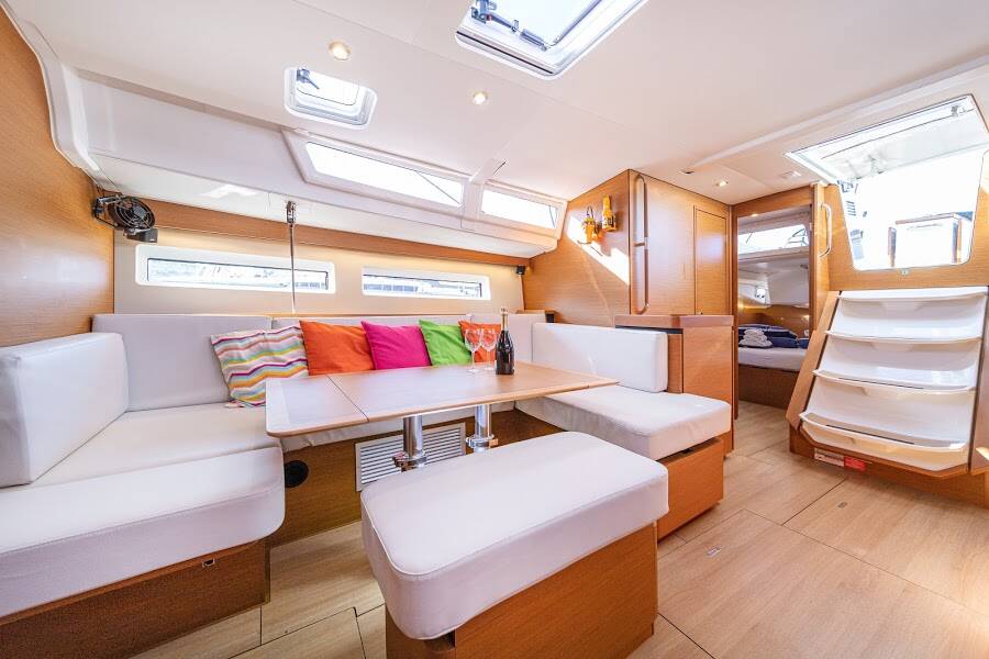 Sun Odyssey 490