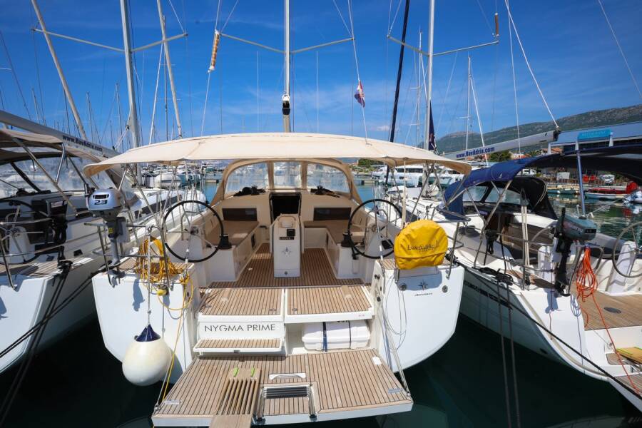 Sun Odyssey 490