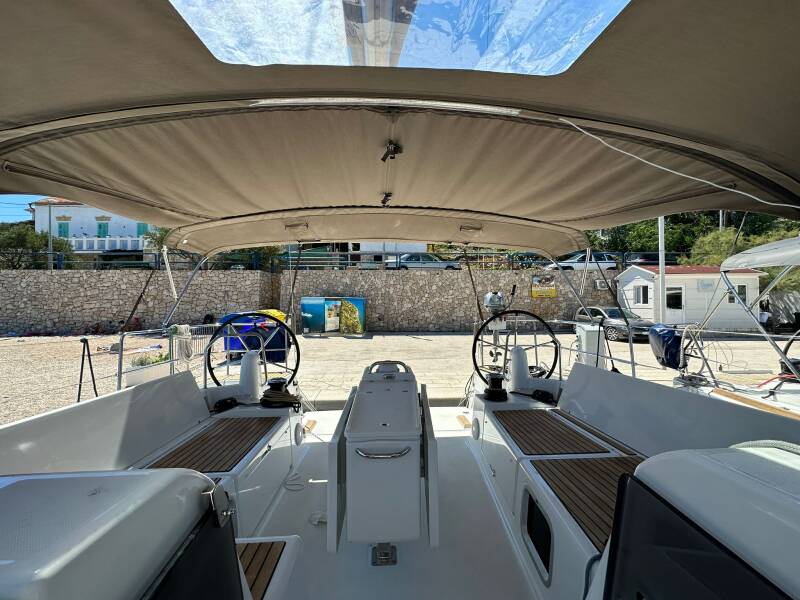 Sun Odyssey 490