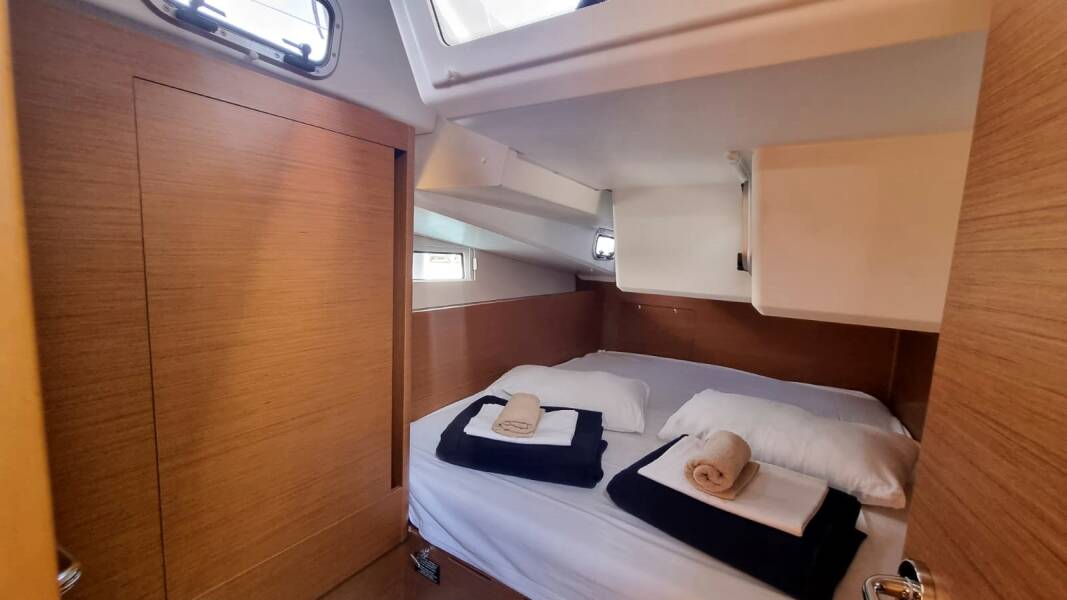 Sun Odyssey 490