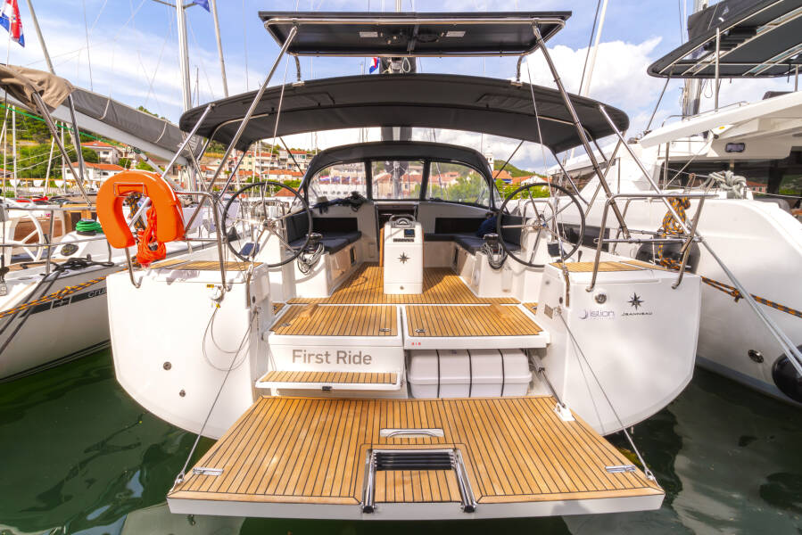 Sun Odyssey 490