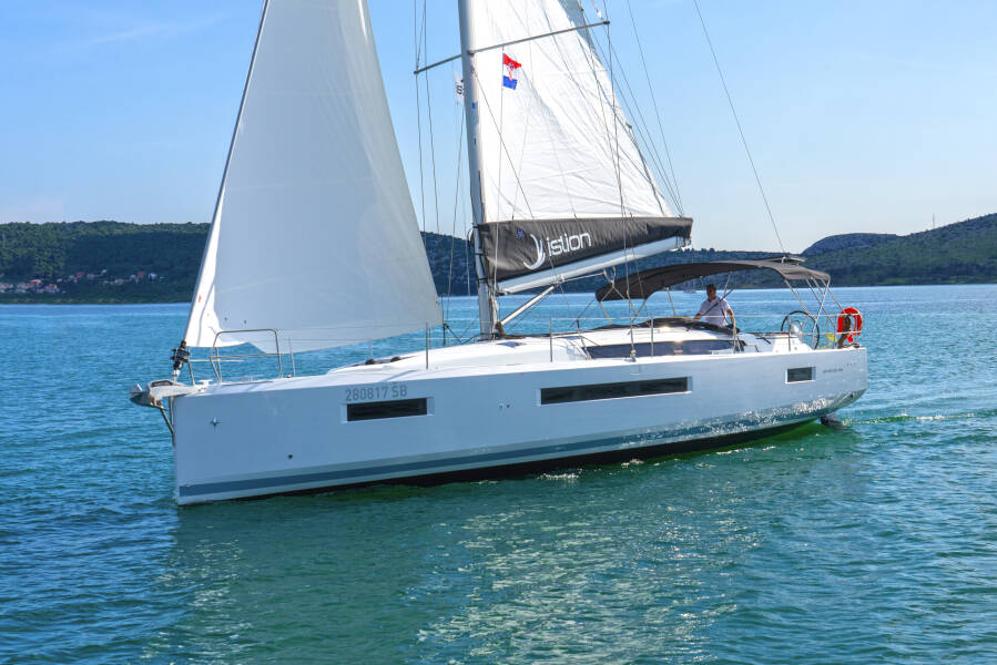 Sun Odyssey 490