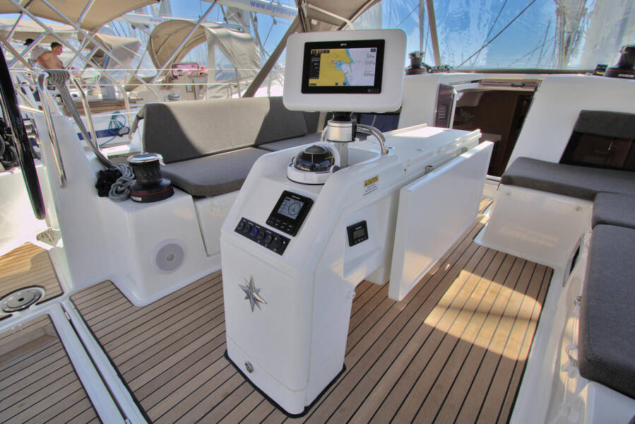 Sun Odyssey 490