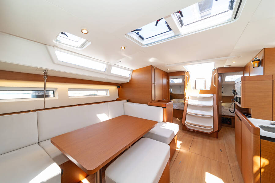 Sun Odyssey 490