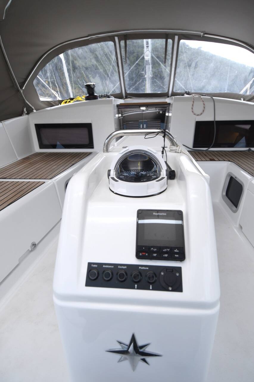 Sun Odyssey 490