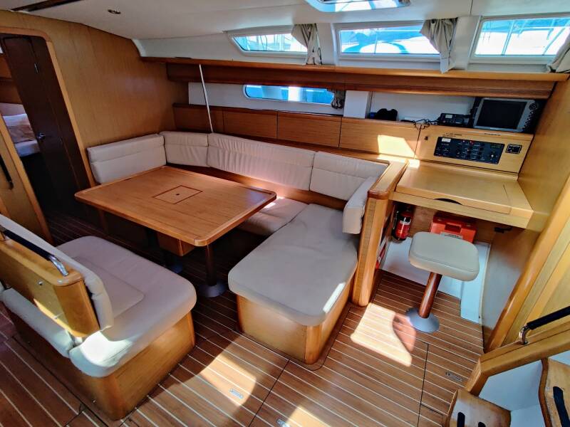 Sun Odyssey 49i