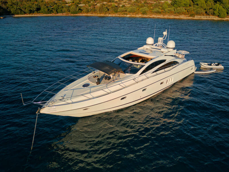 Sunseeker Predator 72