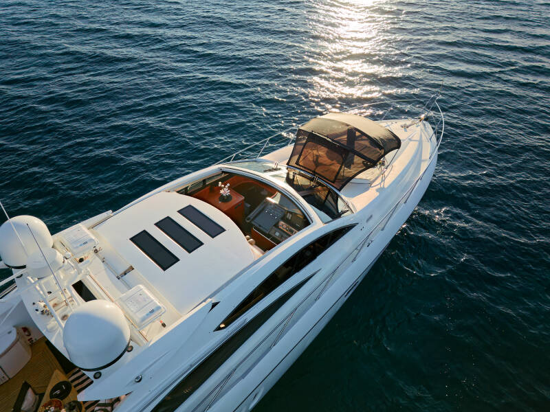 Sunseeker Predator 72