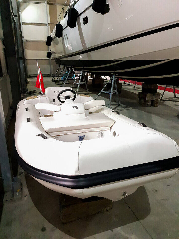 Sunseeker Predator 72