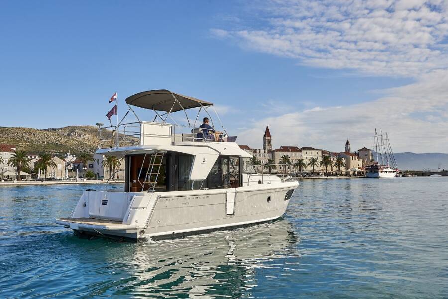 Swift Trawler 30