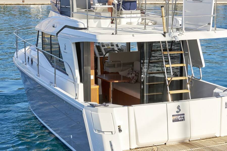 Swift Trawler 30