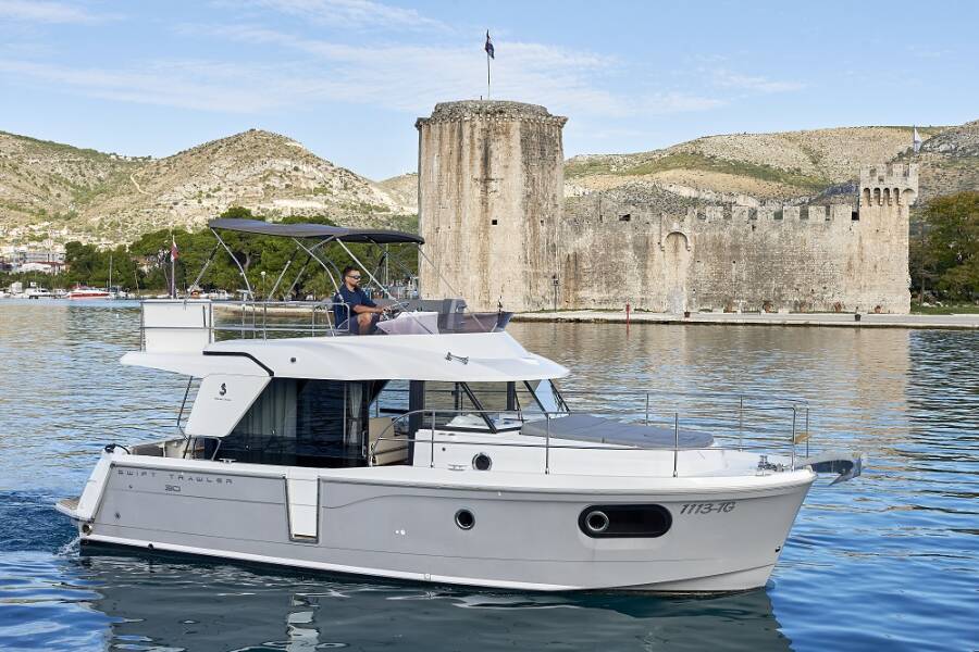 Swift Trawler 30